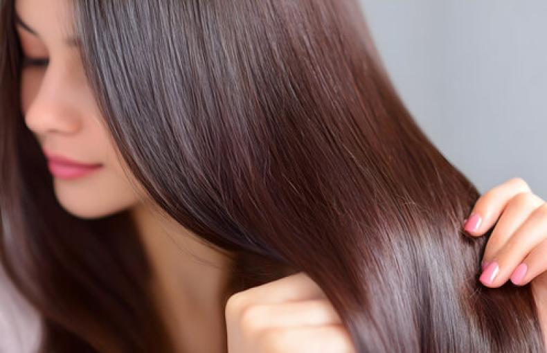 How to Strengthen Your Hair Naturally: Effective Methods for Healthier, Thicker Hair